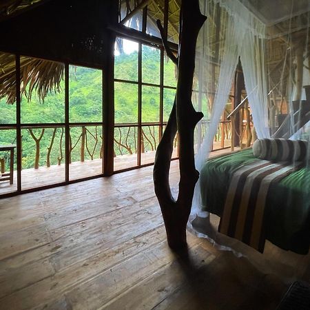 Wood Palace إيلا المظهر الخارجي الصورة