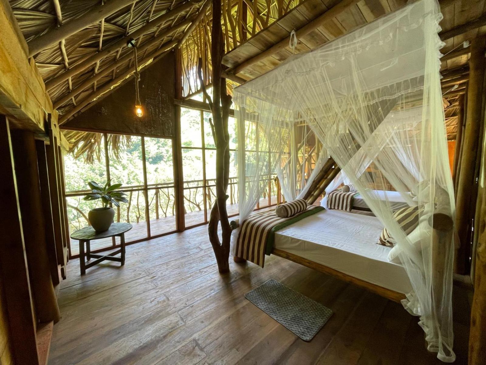 Wood Palace إيلا المظهر الخارجي الصورة