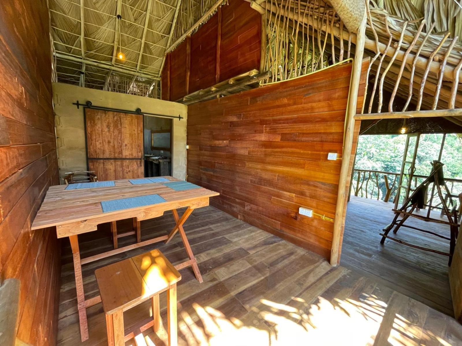 Wood Palace إيلا المظهر الخارجي الصورة