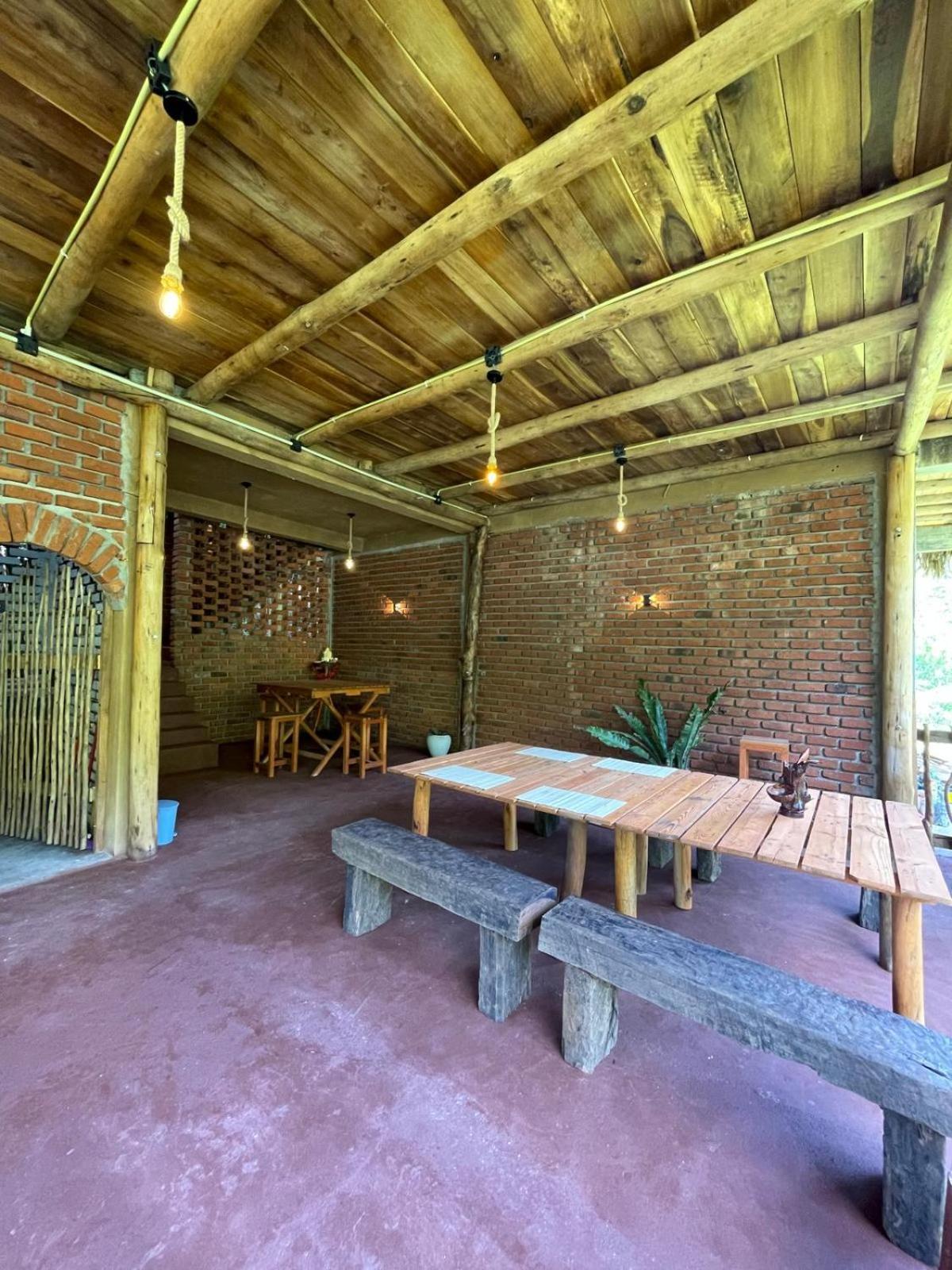 Wood Palace إيلا المظهر الخارجي الصورة