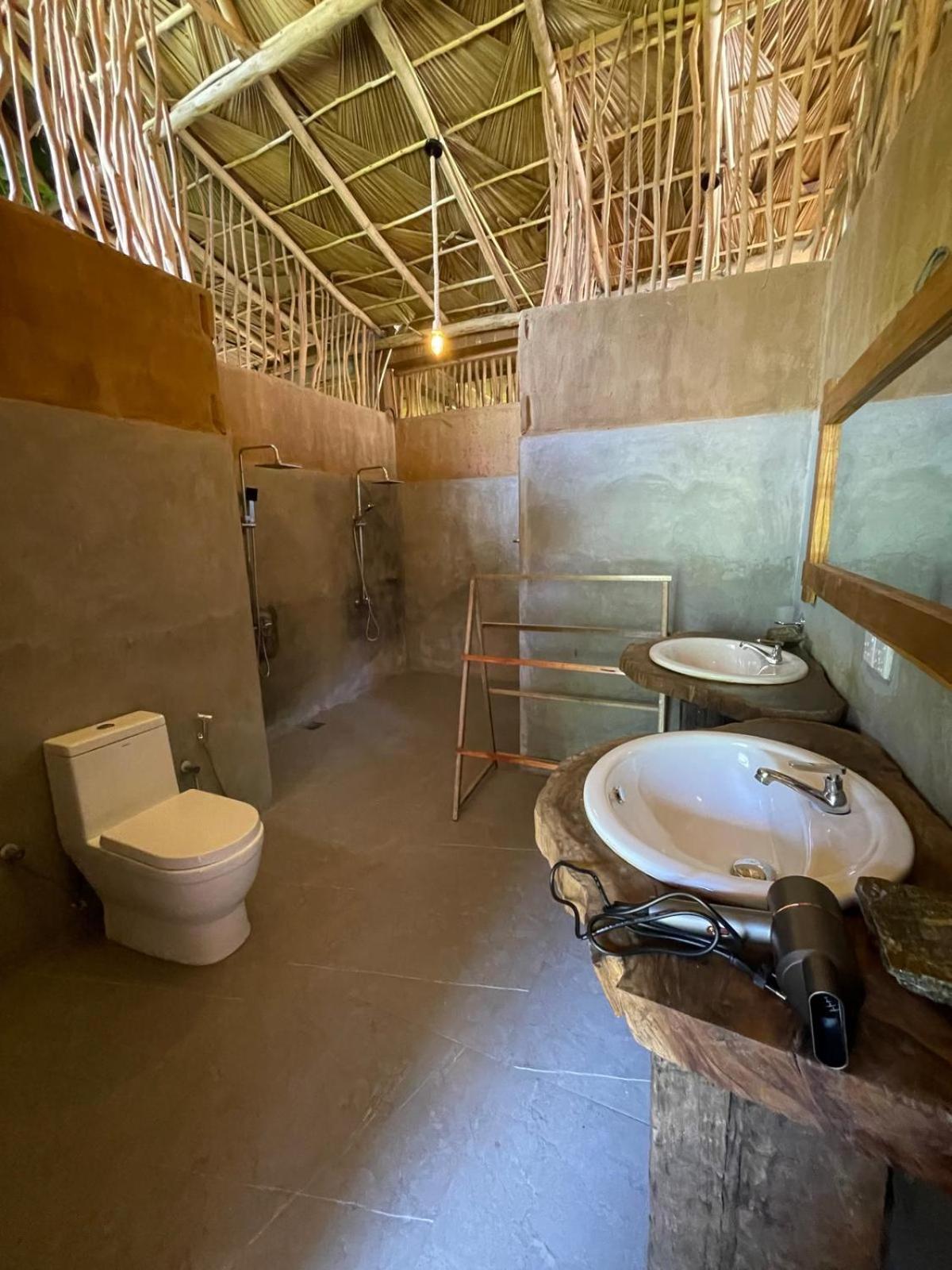 Wood Palace إيلا المظهر الخارجي الصورة