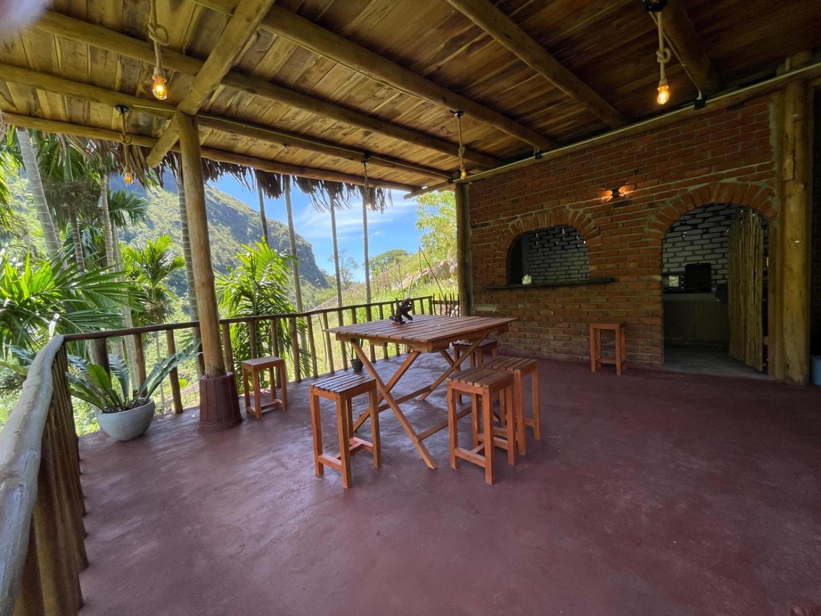 Wood Palace إيلا المظهر الخارجي الصورة