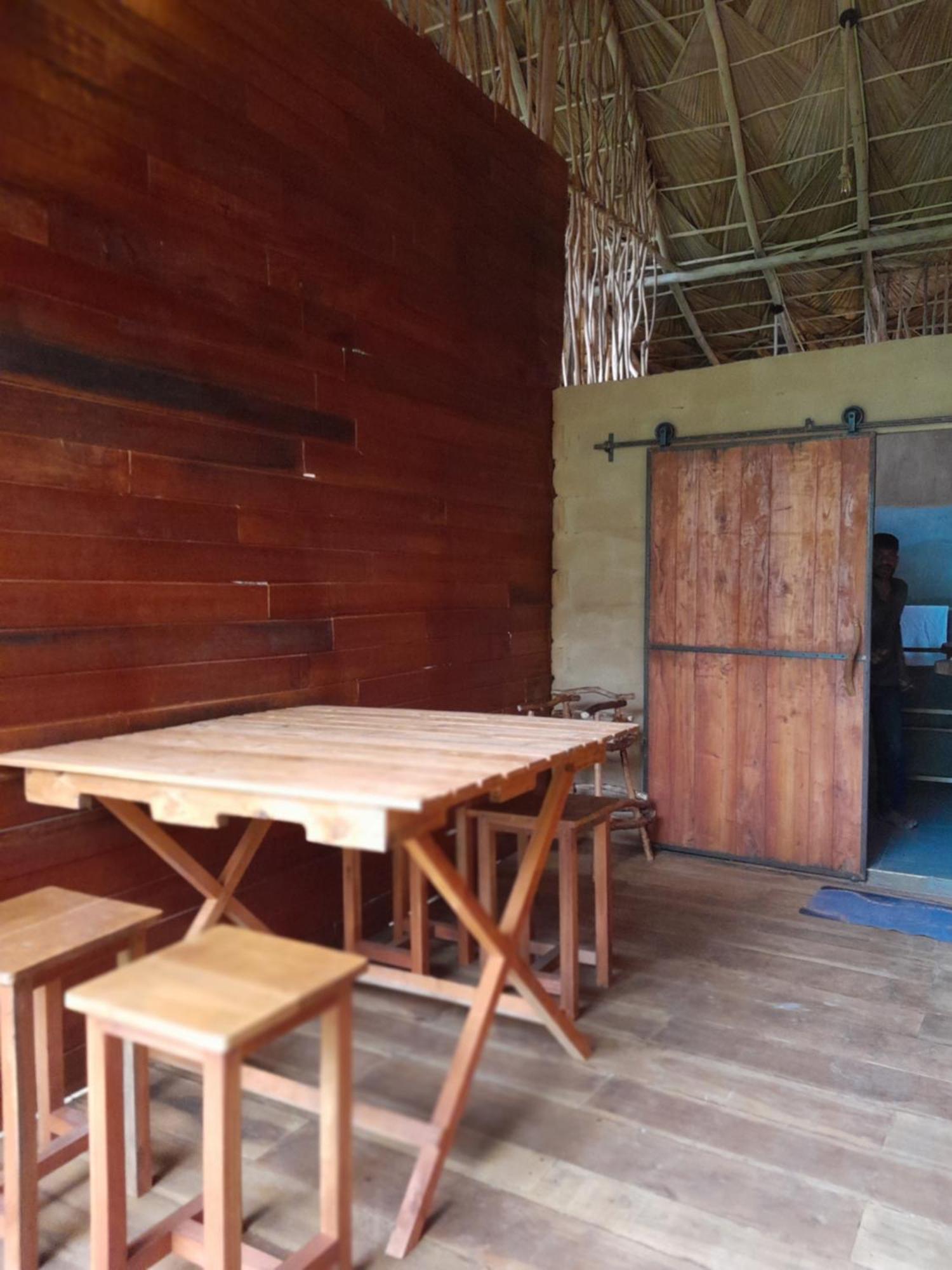 Wood Palace إيلا الغرفة الصورة